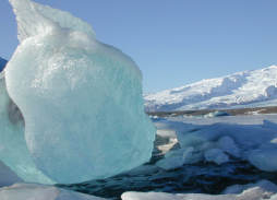 Bond - Die Another Day - Iceland (13)